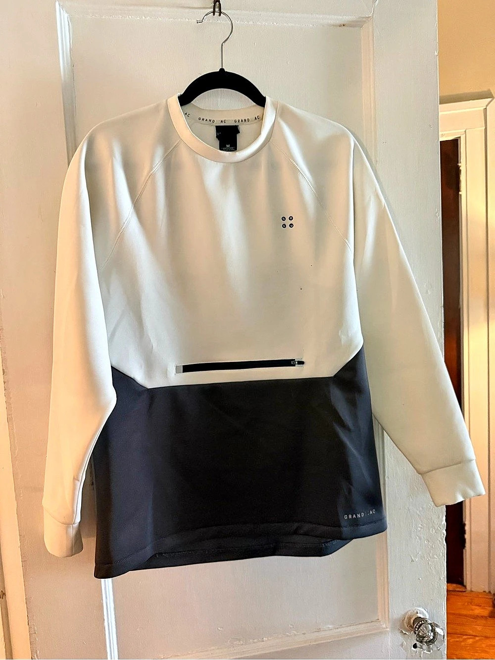 GRAND AC Color Block Pullover Medium